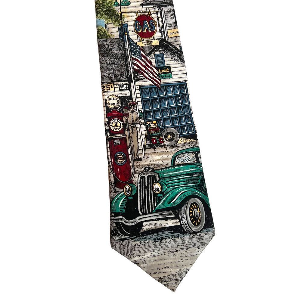 TANGO Max Raab American Series Filling Station 100% Silk Necktie Vintage Cars